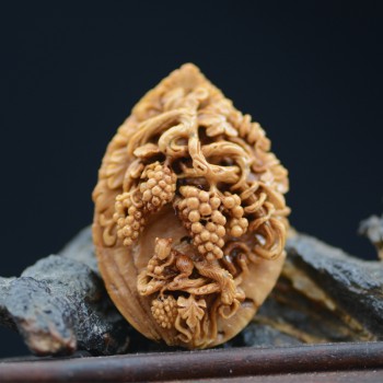 核雕--多子多福--省级工艺美术大师王建学作品